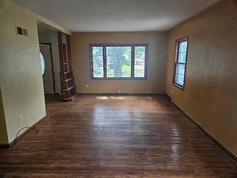 725 Queen Anne Avenue, Ottumwa, IA 52501 - #3