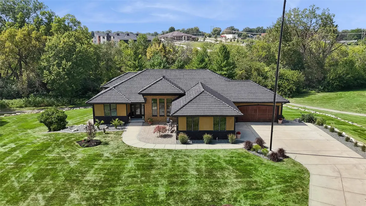 3817 Bluestem Road, Norwalk, IA 50211 - #1
