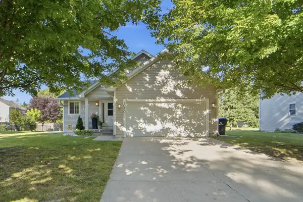 1080 SE Waco Place, Waukee, IA 50263