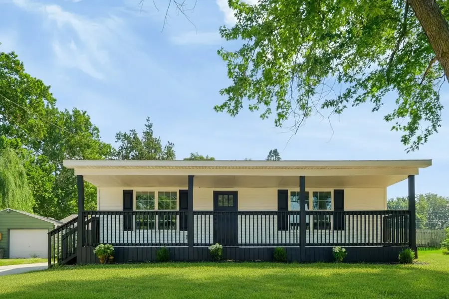 602 E 13th Street N, Newton, IA 50208 - #2