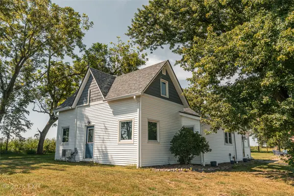 15878 90th Avenue, Indianola, IA 50125