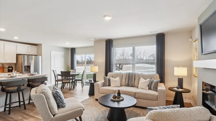 1053 Daisy Lane, Waukee, IA 50263 - #2