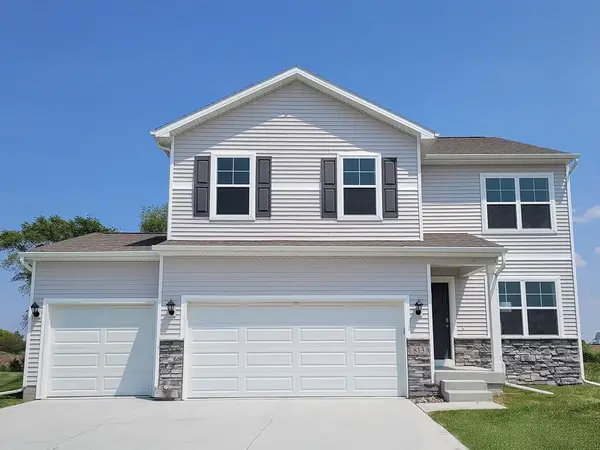 919 33rd Street Se, Altoona, IA 50009