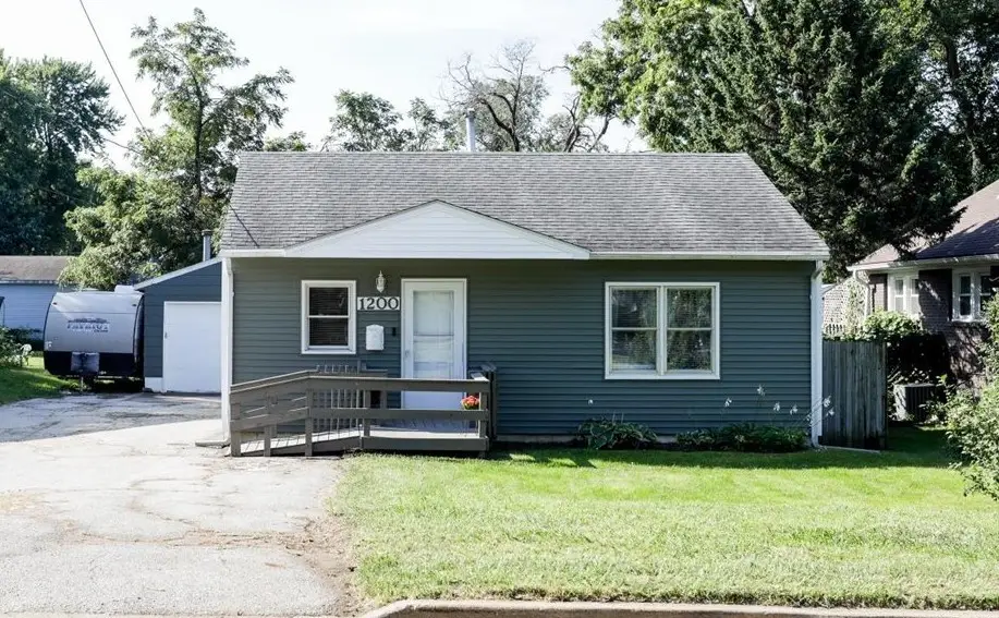 1200 Herold Avenue, Des Moines, IA 50315 - #1