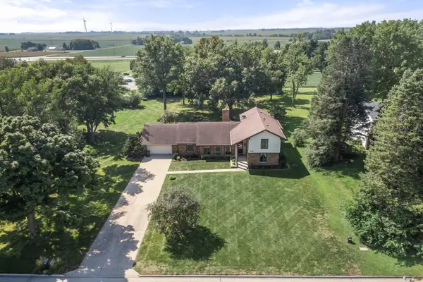 2321 Iowa Street, Perry, IA 50220