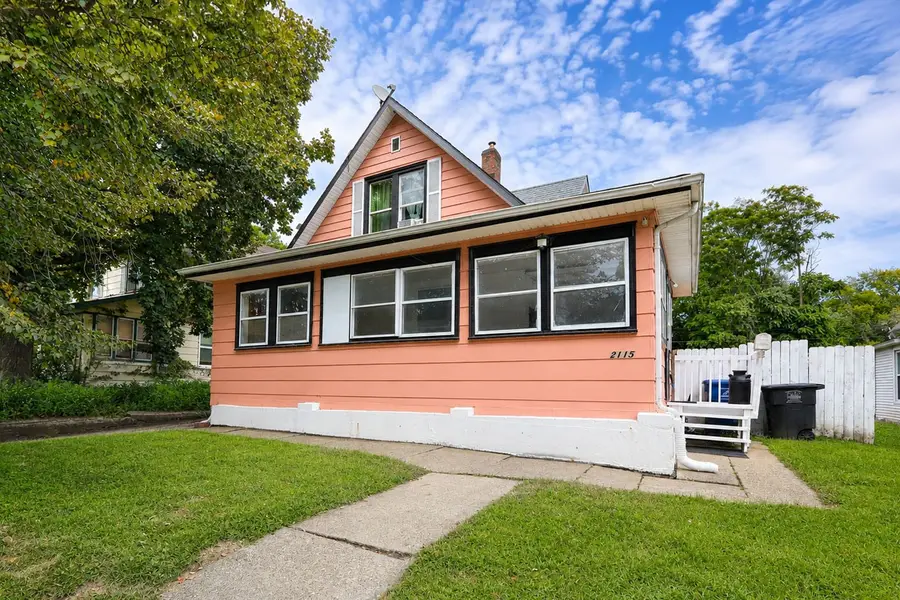 2115 E 13th Street, Des Moines, IA 50316 - #3