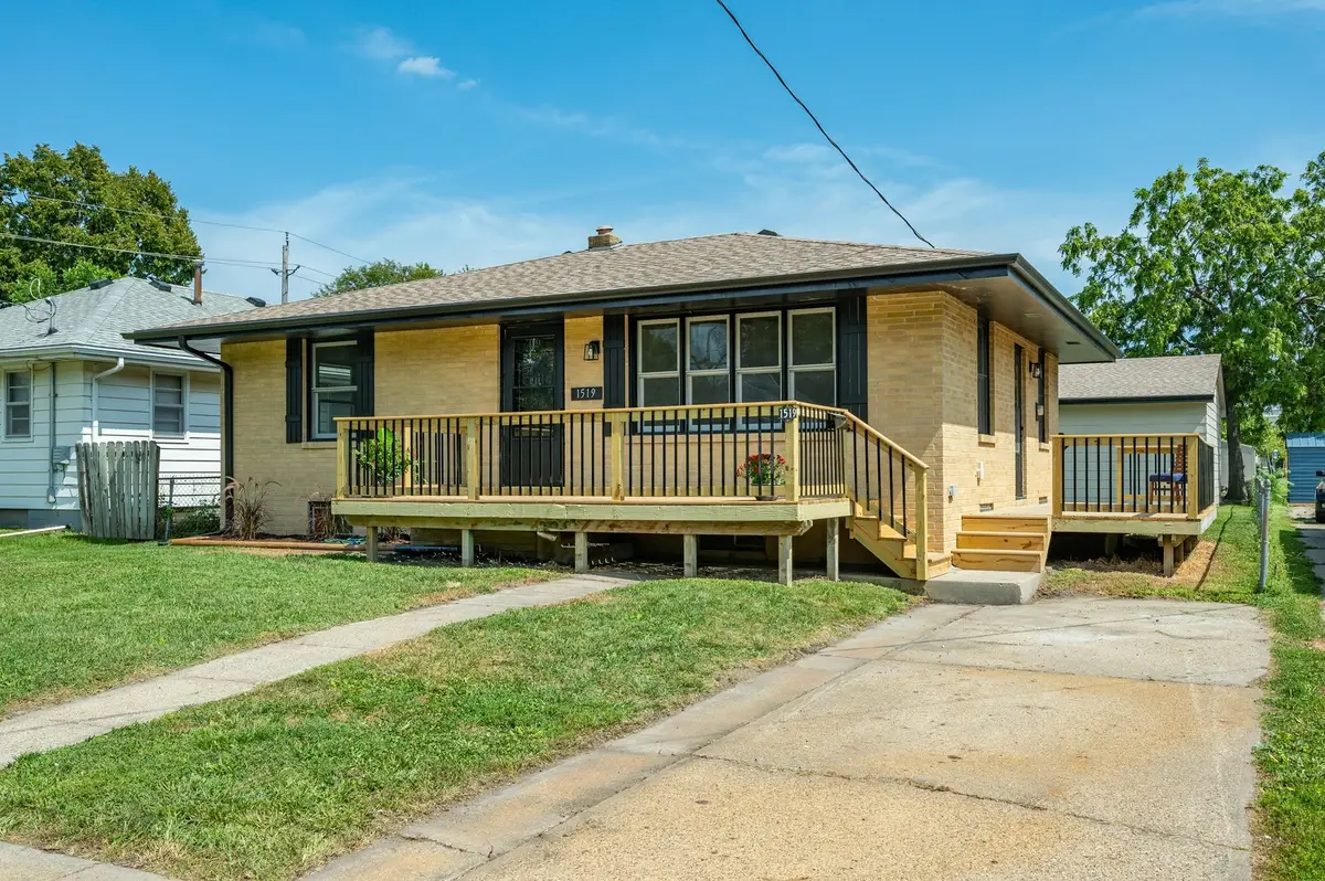 1519 E 24th Street, Des Moines, IA 50317 - #1