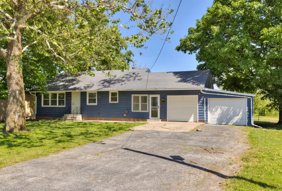 1100 2nd Street Ne, Bondurant, IA 50035 - #2