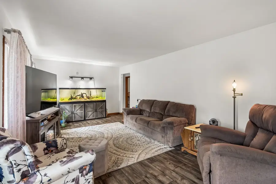 3150 E Aurora Avenue, Des Moines, IA 50317 - #3