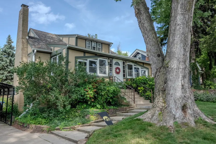 3711 Franklin Avenue, Des Moines, IA 50310 - #3