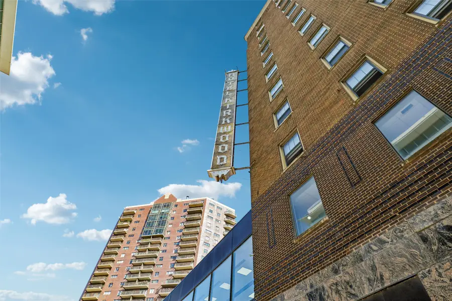 400 Walnut Street #705, Des Moines, IA 50309 - #2