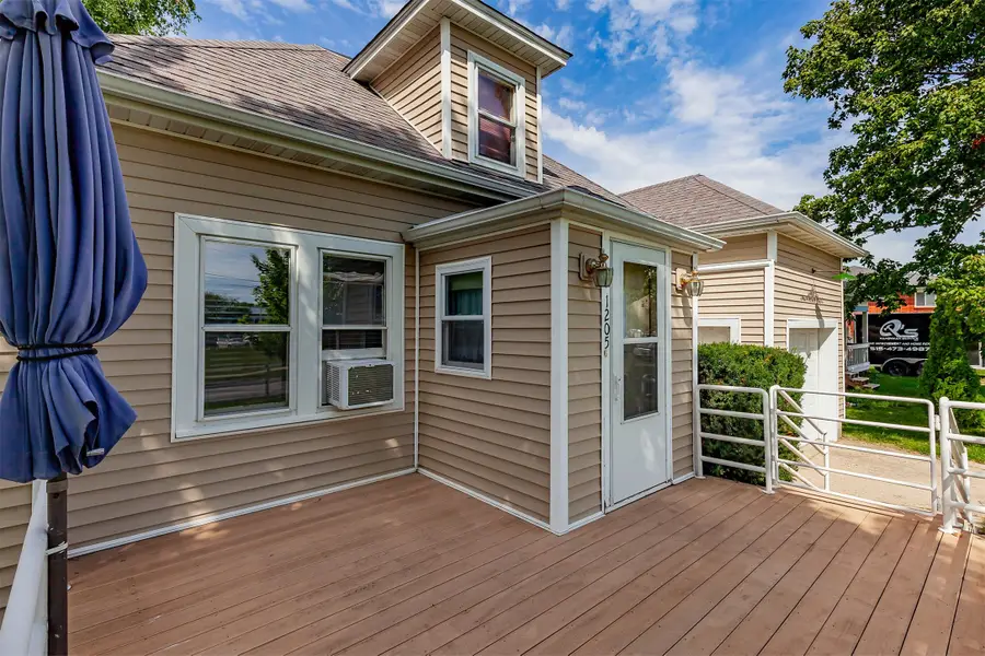 1205 18th Street, Perry, IA 50220 - #2