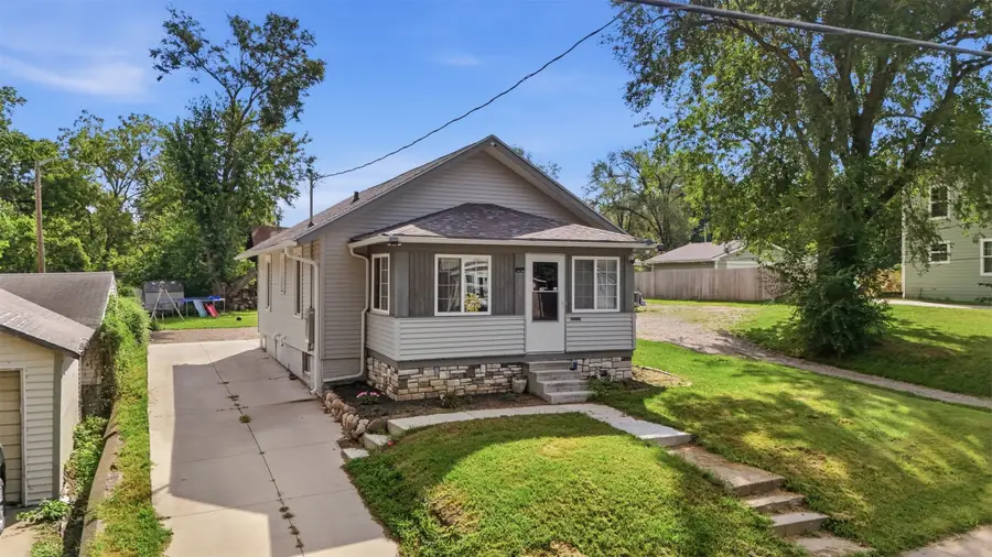 1625 22nd Street, Des Moines, IA 50310 - #3