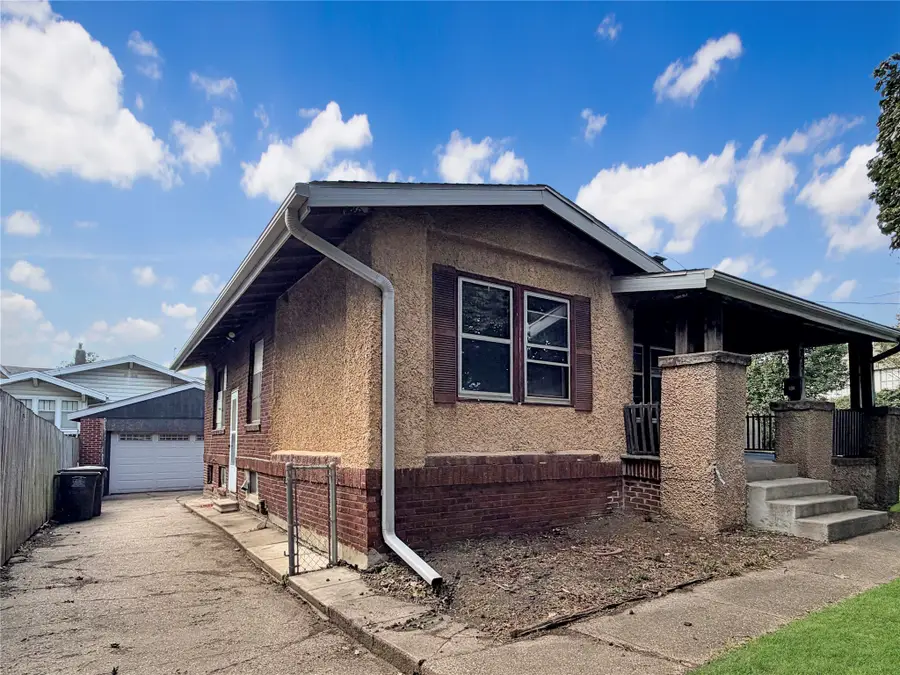 822 33rd Street, Des Moines, IA 50312 - #2
