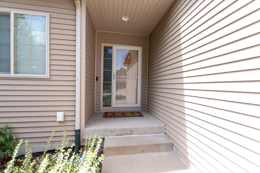 4418 NW 166th Street, Clive, IA 50325 - #2