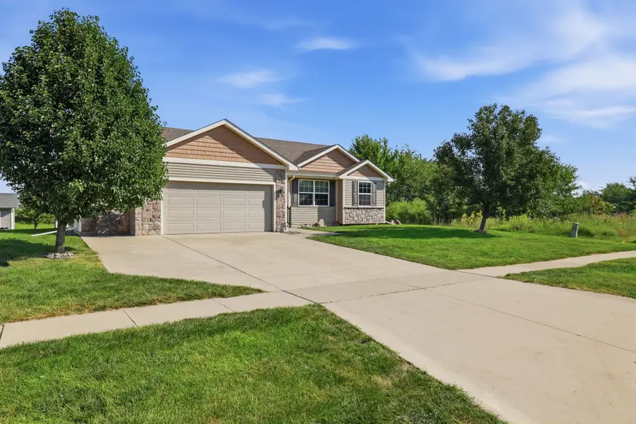 606 NE 47th Street, Ankeny, IA 50021 - #2