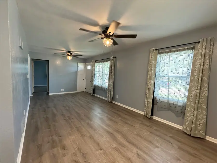 204 NW A Street, Melcher Dallas, IA 50163 - #2