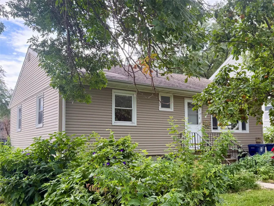 318 E 6th Street, Ames, IA 50010 - #2