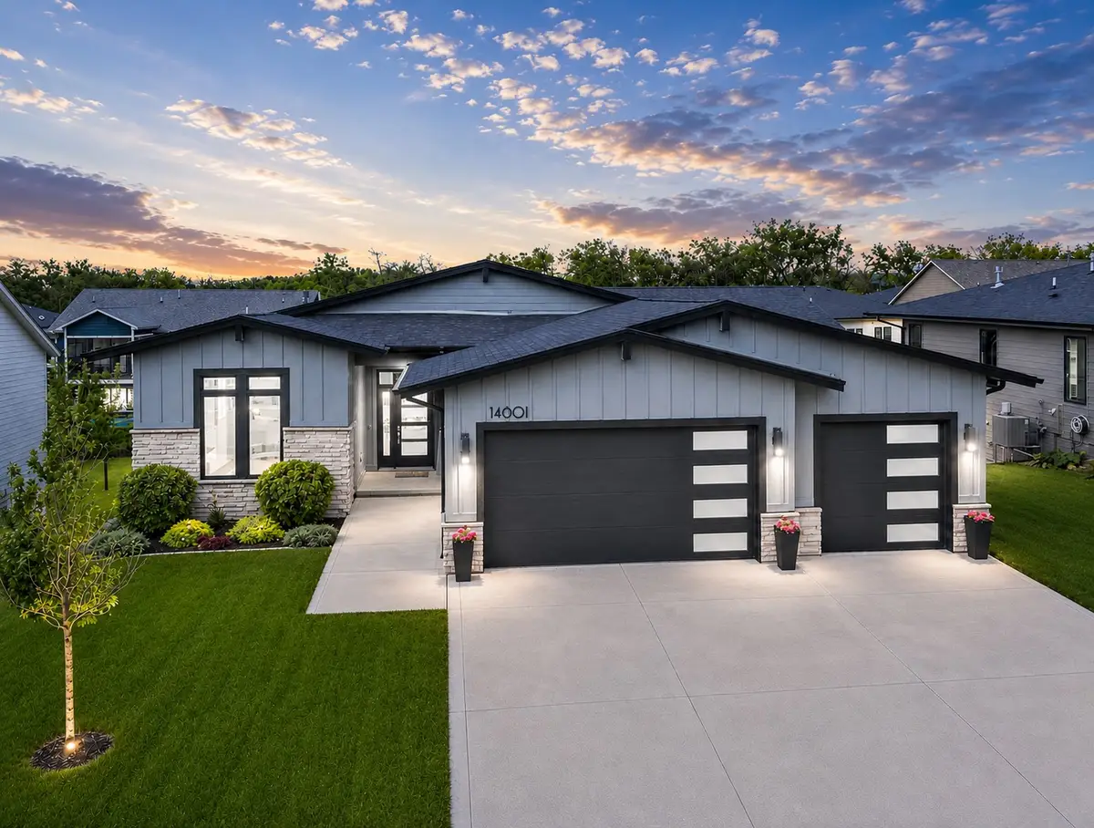 14601 Sutton Drive, Urbandale, IA 50323 - #1