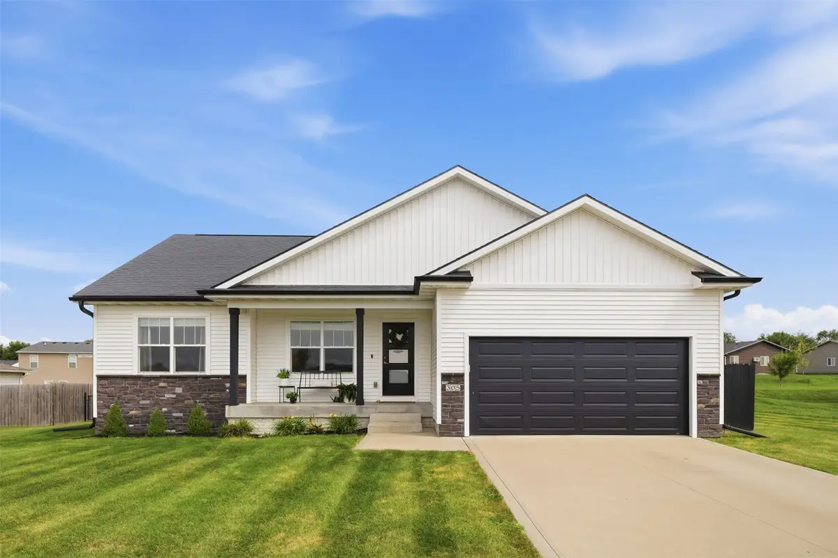 305 Prairie Creek Drive, Pleasant Hill, IA 50327 - #1