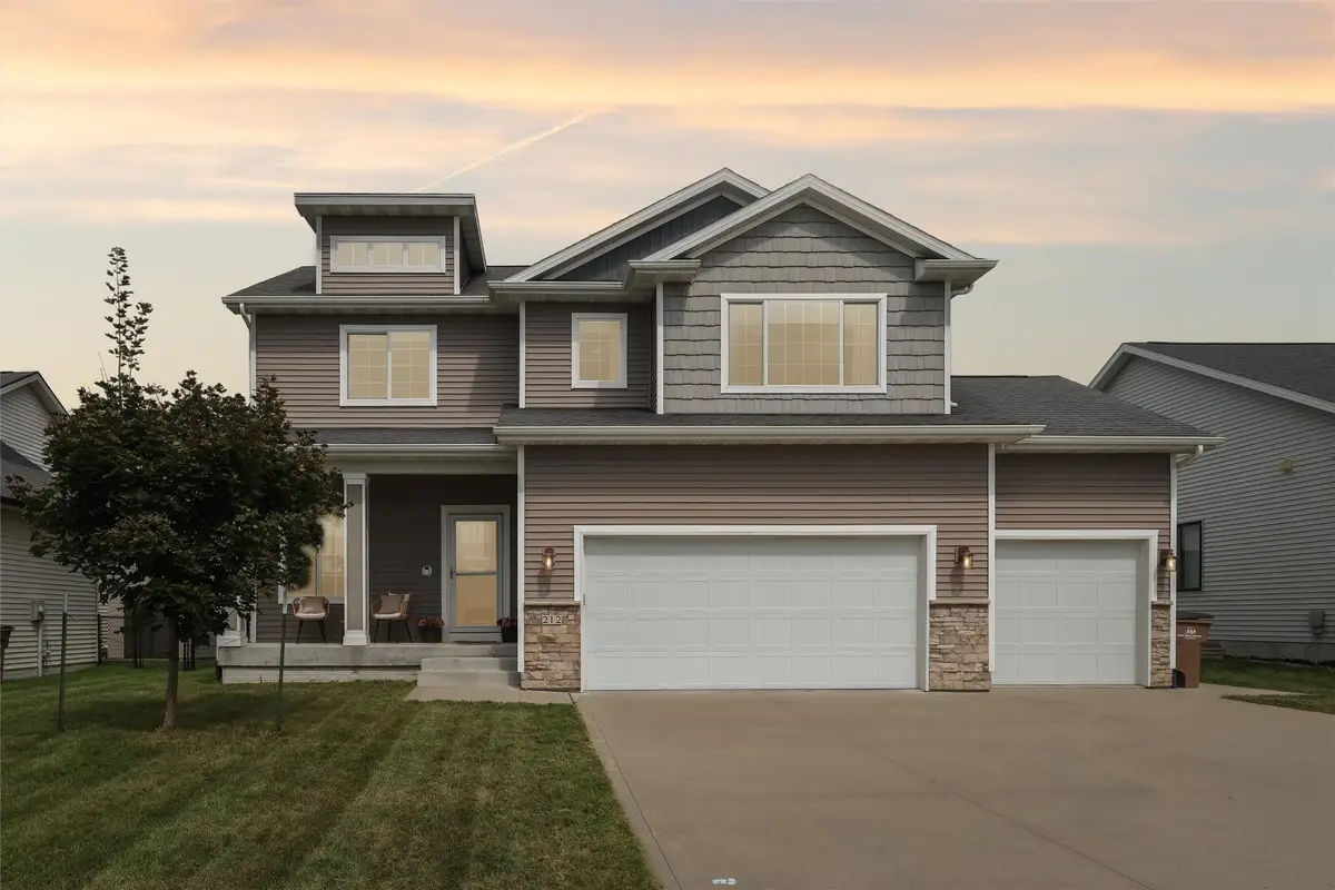 212 Aaron Avenue Nw, Bondurant, IA 50035 - #1