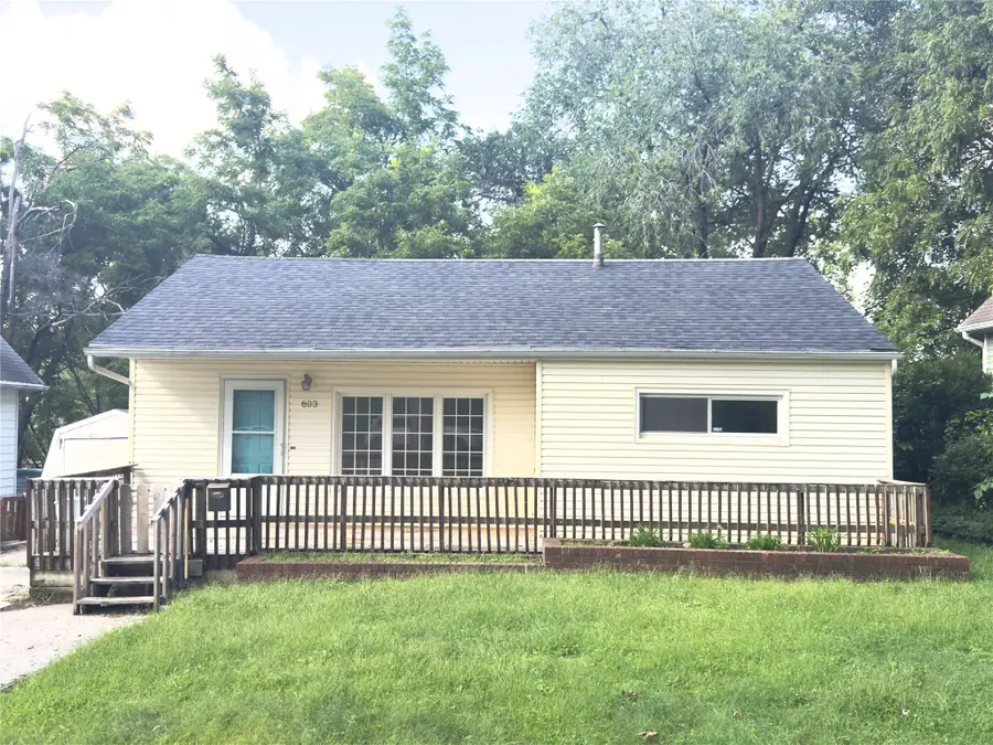 603 Creston Avenue, Des Moines, IA 50315 - #2
