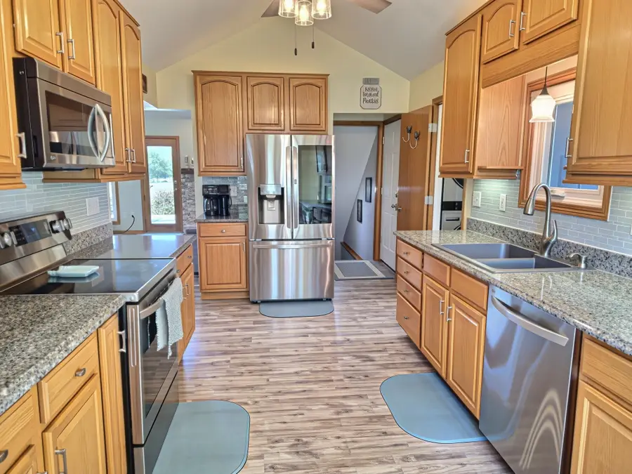 11389 Dakota Street, Norwalk, IA 50211 - #3