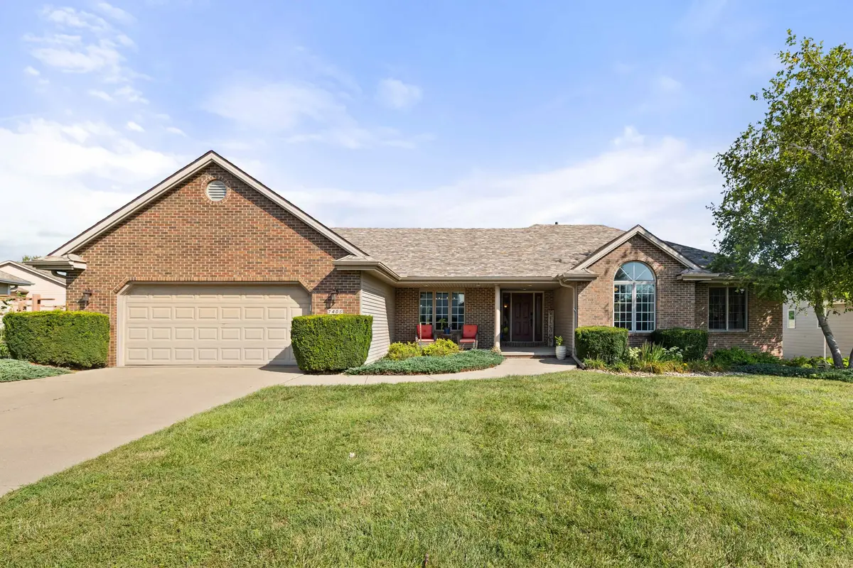 7405 Goodman Drive, Urbandale, IA 50322 - #1