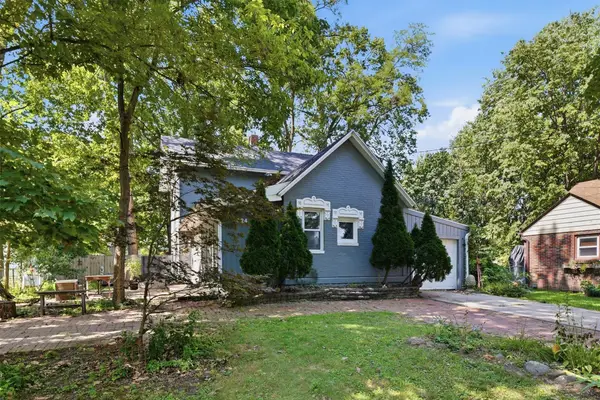 2024 35th Street, Des Moines, IA 50310