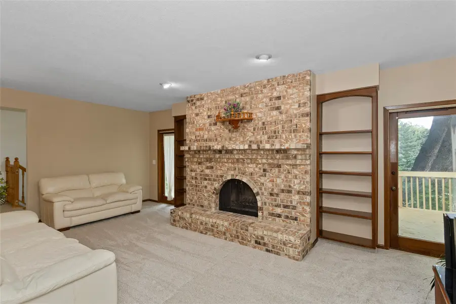 1679 NW 99th Street, Clive, IA 50325 - #3