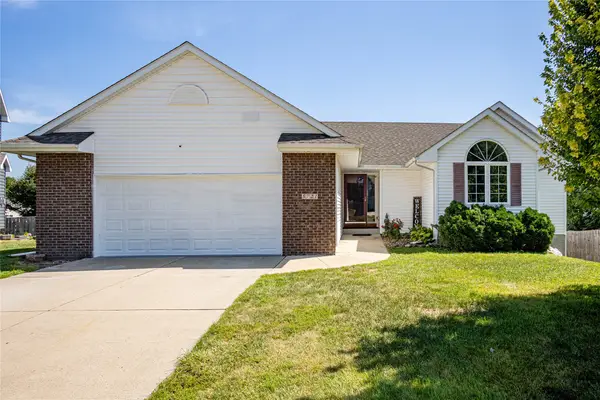 5721 SE 30th Street, Des Moines, IA 50320