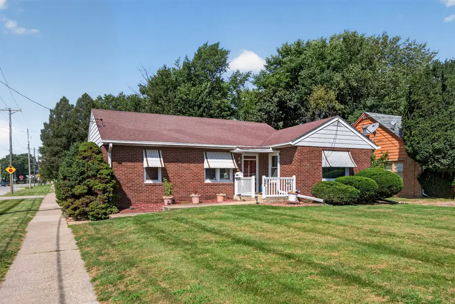 1900 53rd Street, Des Moines, IA 50310 - #2