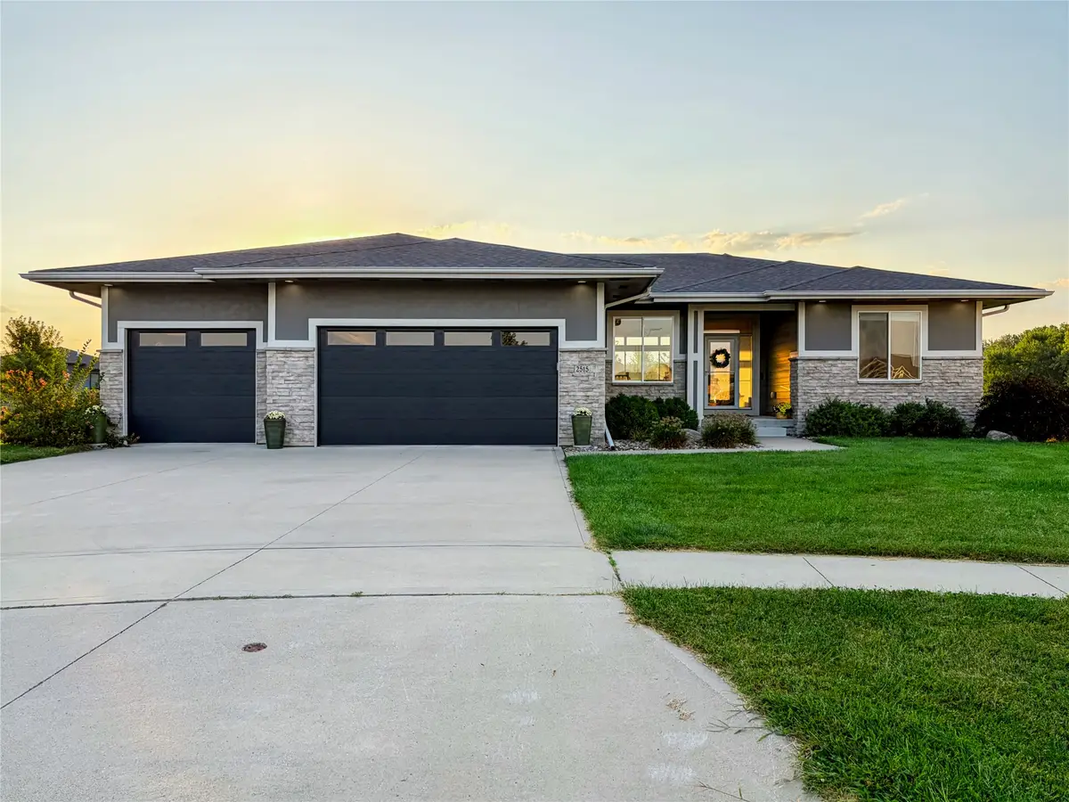 2515 NW Ridgewood Drive, Grimes, IA 50111 - #1