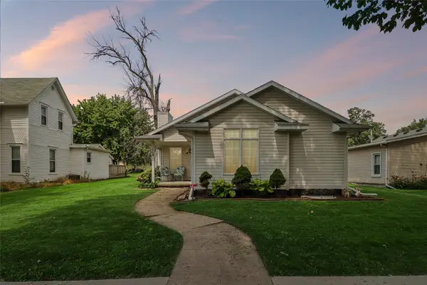109 3rd Street Se, State Center, IA 50247