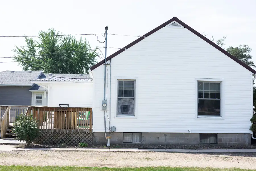 704 3rd Street, Garwin, IA 50632 - #3