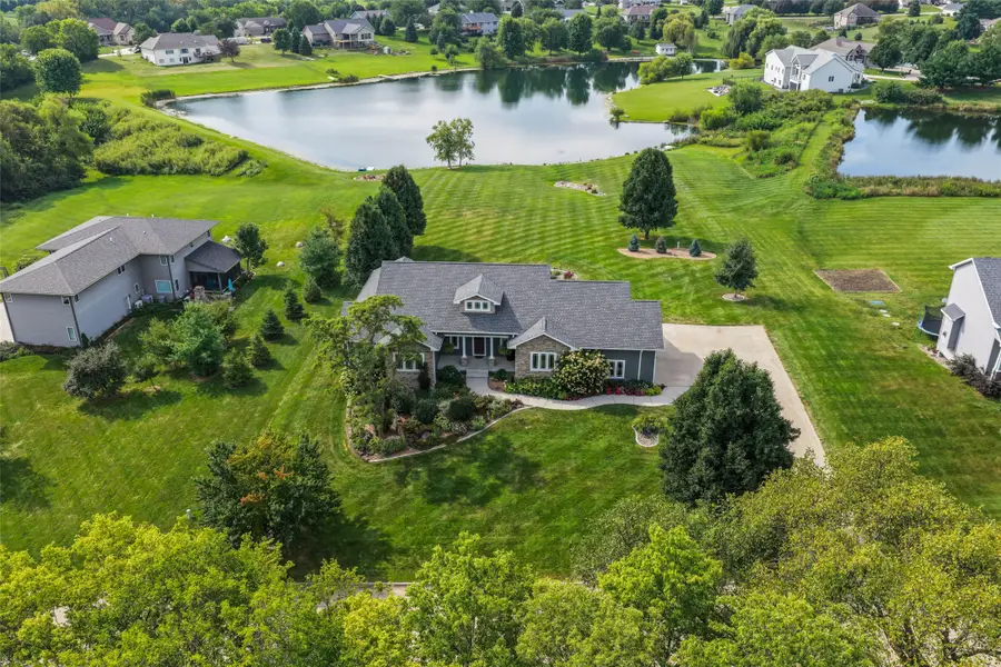 3236 N Fernwood Drive, Cumming, IA 50061 - #2