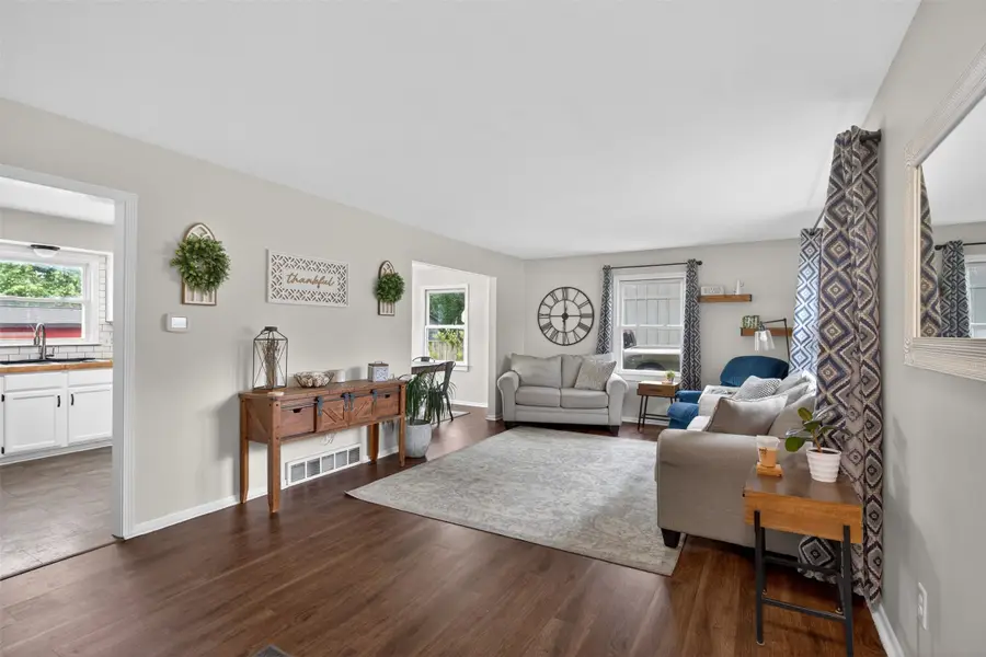 6672 NW 4th Court, Des Moines, IA 50313 - #3