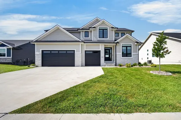 400 NW Gracewood Drive, Waukee, IA 50263