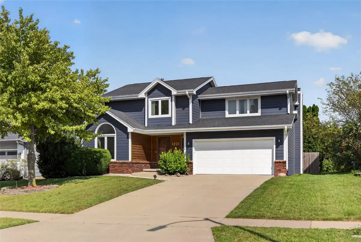 1221 64th Street, West Des Moines, IA 50266 - #1