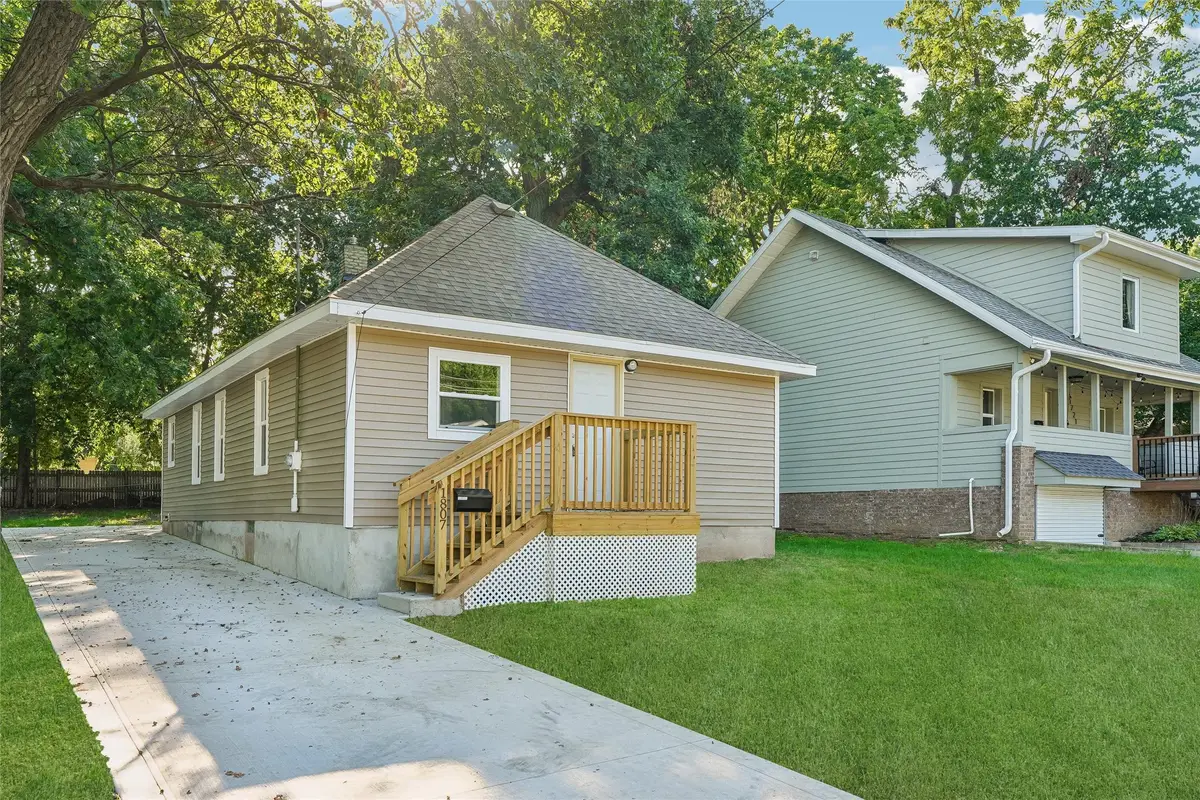 1807 22nd Street, Des Moines, IA 50310 - #1