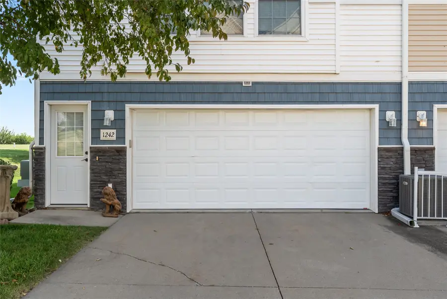 1242 SE Village View Lane, Ankeny, IA 50021 - #3