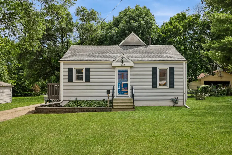 1532 Vine Street, West Des Moines, IA 50265 - #2