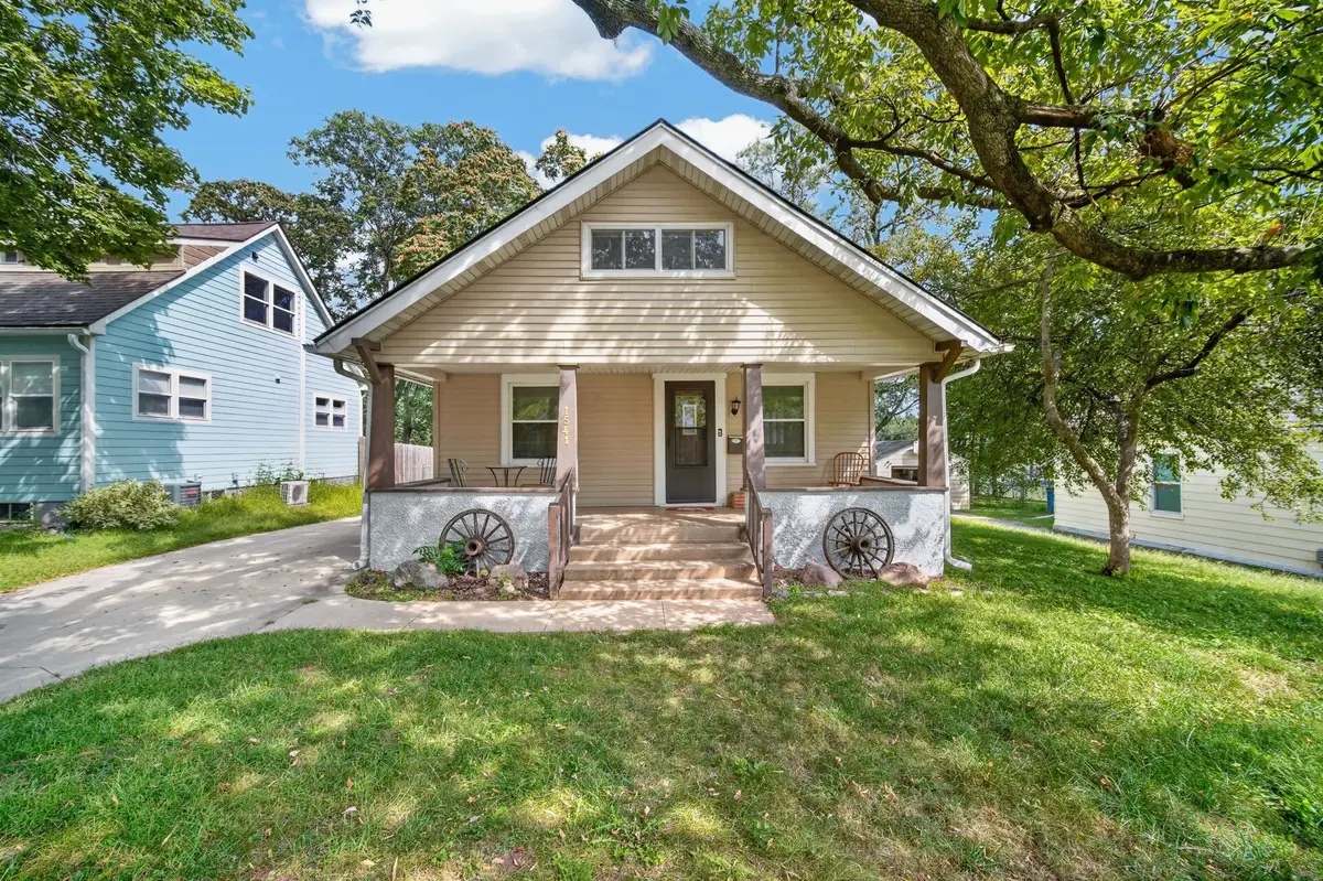 1541 28th Street, Des Moines, IA 50311 - #1