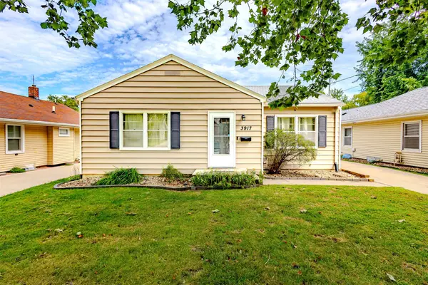 3917 12th Street, Des Moines, IA 50313