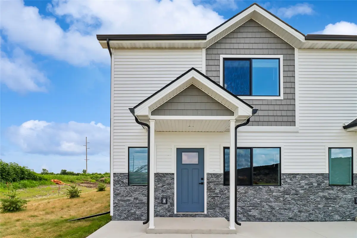 14505 Springbrook Trail, Urbandale, IA 50111 - #1