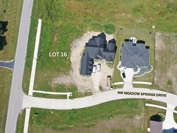 12089 Meadow Spring Drive, Johnston, IA 50131