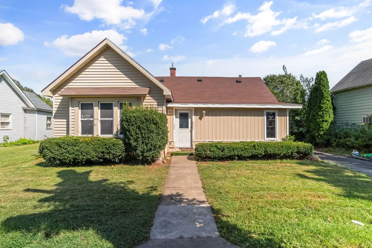 315 N Gaines Street, Stuart, IA 50250 - #1