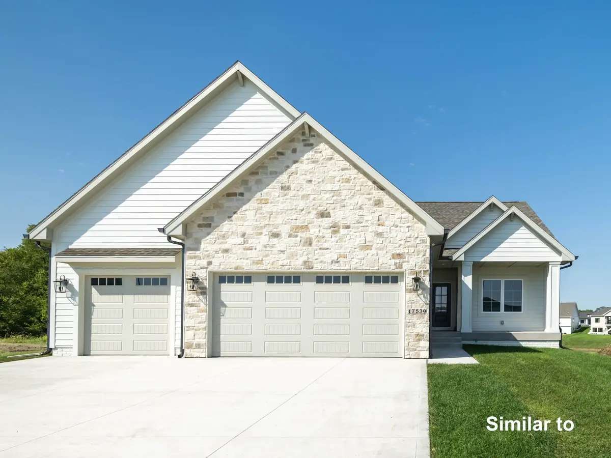 3009 Clearwater Drive, Norwalk, IA 50211 - #1