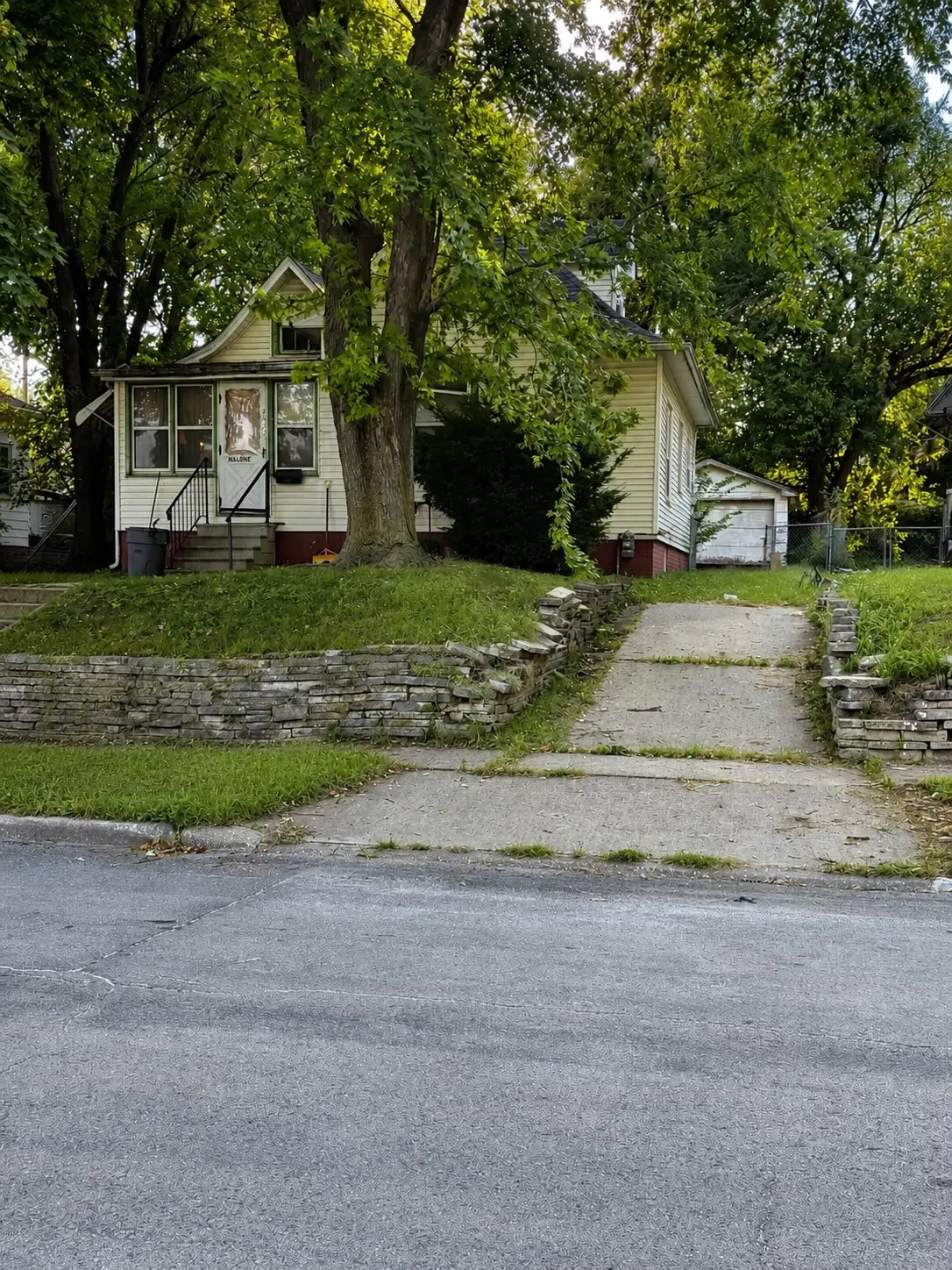 1132 17th Street, Des Moines, IA 50314 - #1