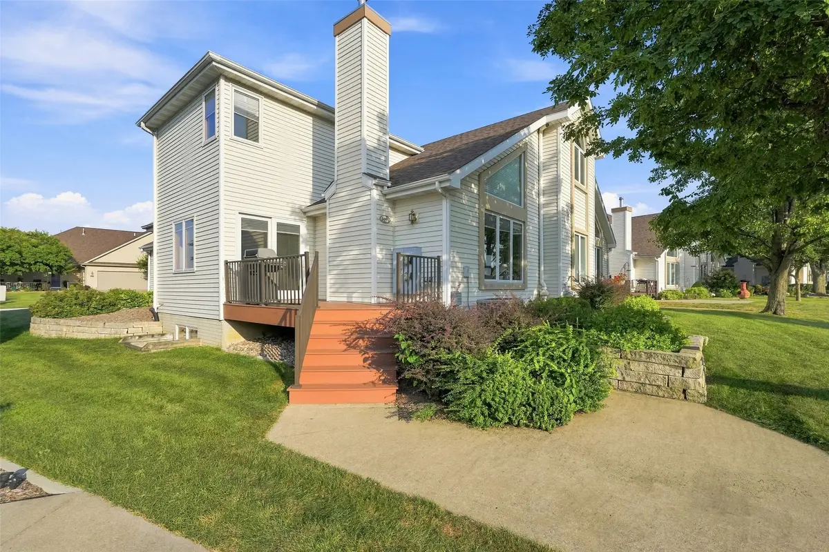 500 1/2 Brabant Laan, Pella, IA 50219 - #1